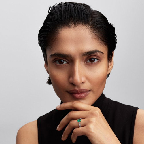 Luxoia - Pandora Rechteckiger Funkelnder Grüner Strahlenkranz Ring - 194506C01