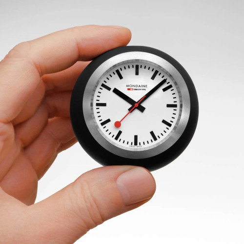 Luxoia - Mondaine Globe - A660.30335.16SBO