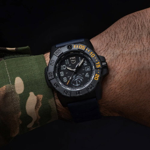 Luxoia - Luminox Navy Seal Foundation The Guardian 3500 Series - XS.3505.NSF.N