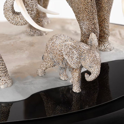 Luxoia - Swarovski Crystal Myriad Kujali Limited Edition - 5598485