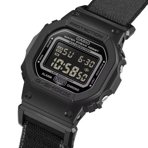 Luxoia - Casio G-Shock - DW-5600MNC-1ER