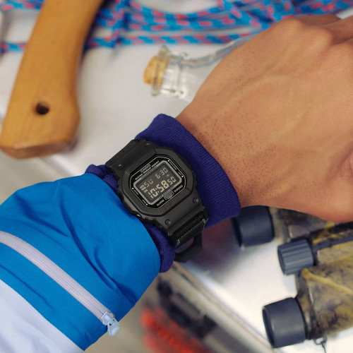 Luxoia - Casio G-Shock - DW-5600MNC-1ER