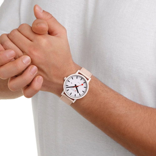 Luxoia - Mondaine Essence 41 Solar - MS1.41910.LA