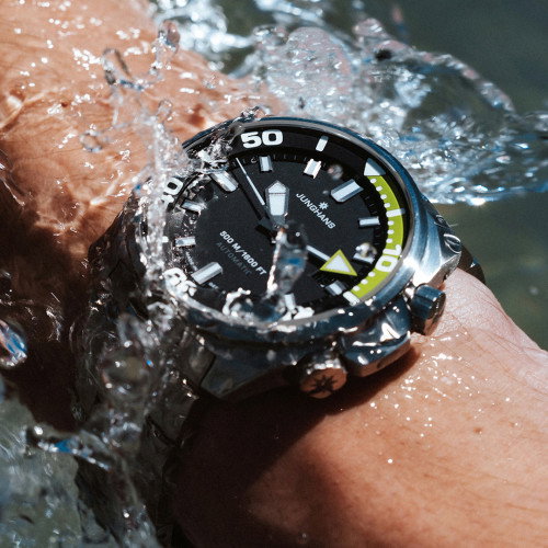 Luxoia - Junghans Aquaris Diver - 27/4267.44