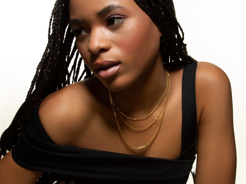 xenox chains and pendants